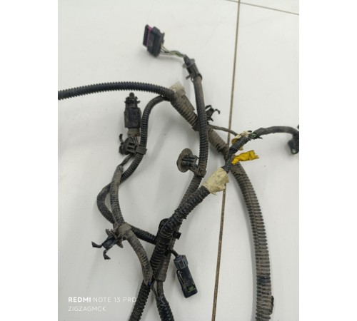 Электропроводка переднего бампера парктроников