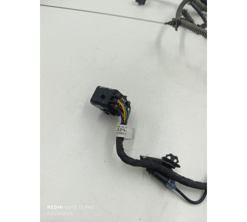 Электропроводка переднего бампера парктроников