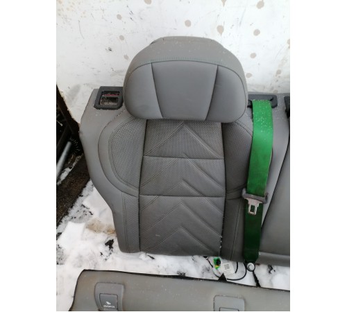 Задний ряд сидений