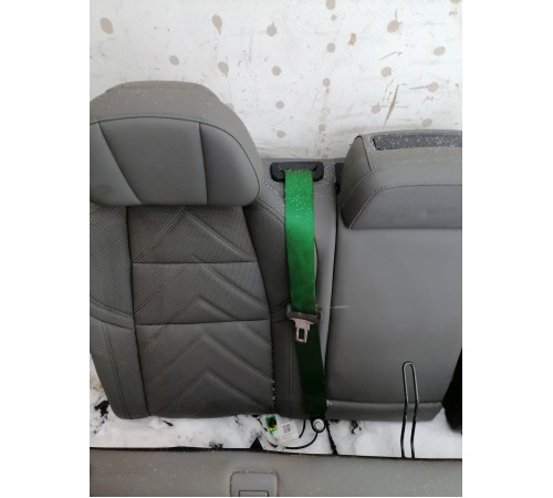 Задний ряд сидений