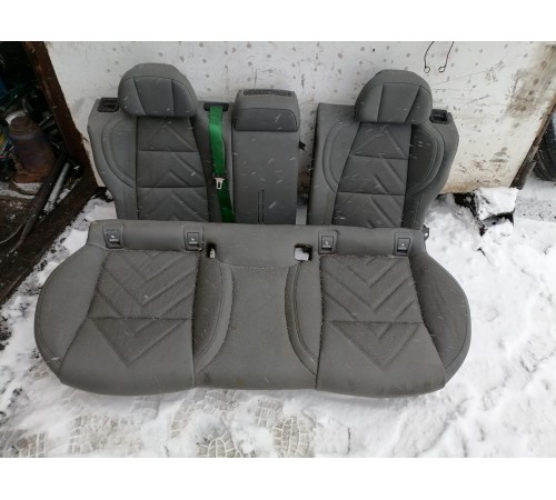 Задний ряд сидений