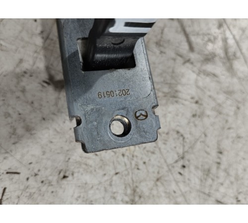 Ограничитель двери передний левый