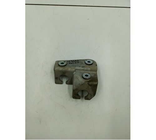 Кронштейн крепление кузова