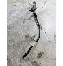 Минусовая клемма аккумулятора