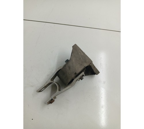 Опора двигателя