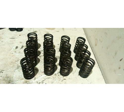 Пружина Клапана комплект