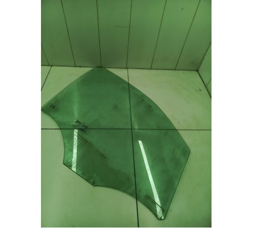 Стекло двери переднее правое