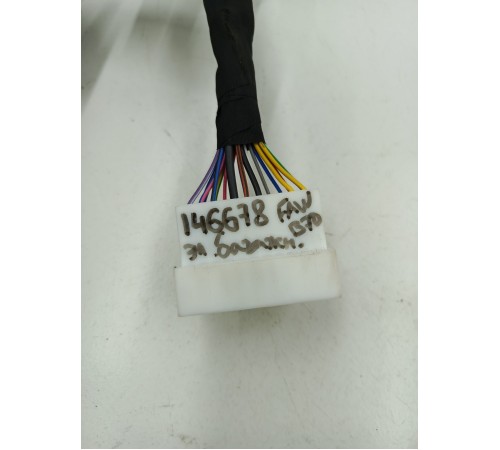 Электропроводка крышки багажника