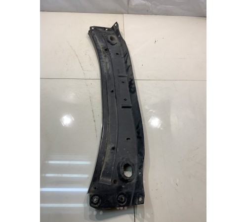 Панель передняя (верхняя часть)