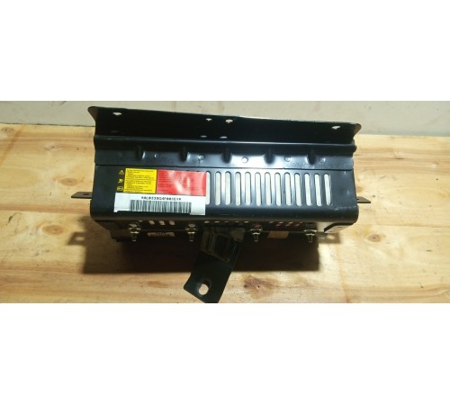 Подушка безопасности пассажира