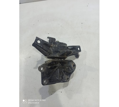 Опора двигателя