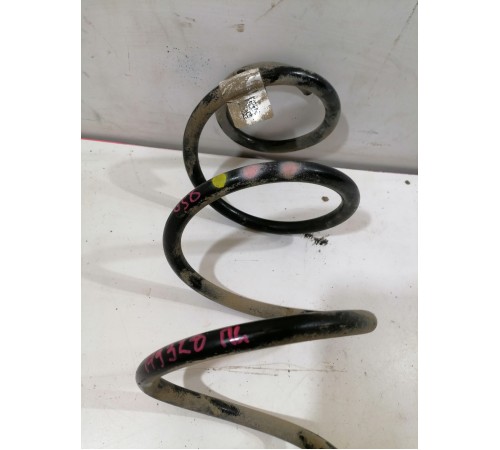 Пружина подвески передняя