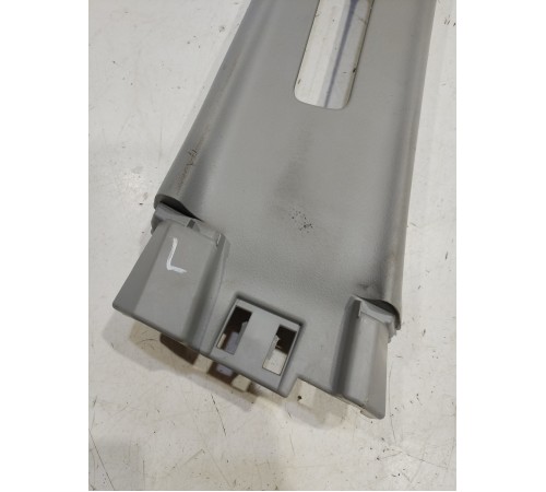 Обшивка центральной стойки(левая верхняя)