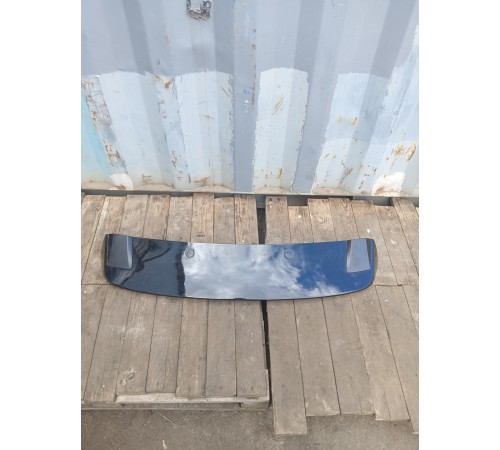 Спойлер двери крышки багажника