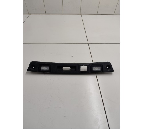 Накладка двери багажника