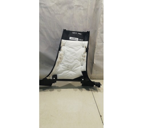 Обшивка средней стойки левая нижняя