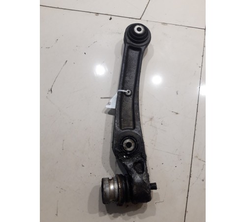 Рычаг подвески(передний левый нижний)