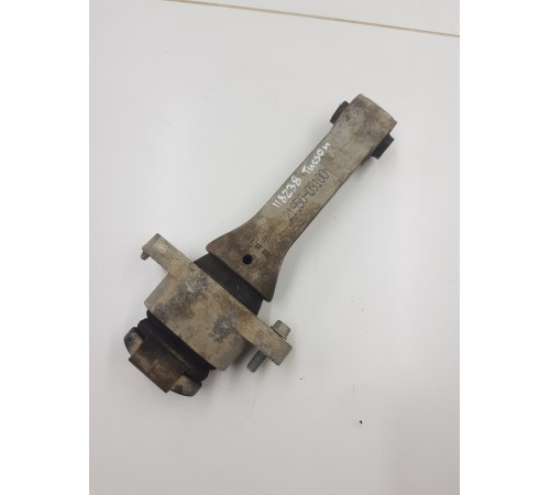 Опора двигателя задняя