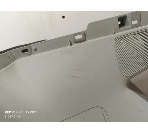 Обшивка задней стойки правая