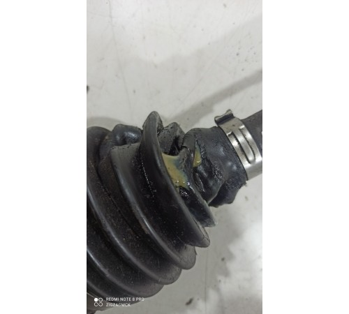 Привод(полуось) (передний, правый)