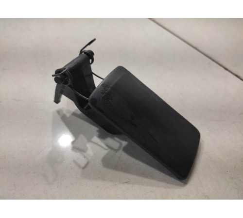 Рычажок открывания бардачка