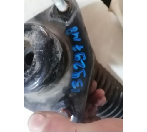 Опорный подшипник переднего амортизатора