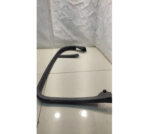 Рамка двери (задняя, правая)