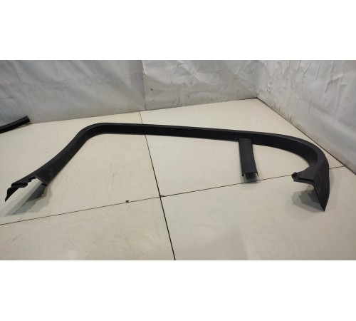 Рамка двери (задняя, правая)