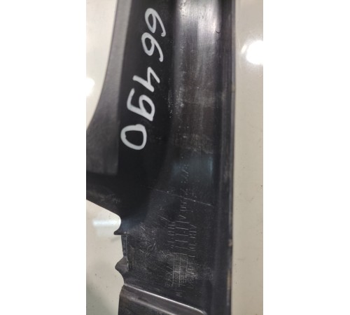 Рамка двери (задняя, правая)