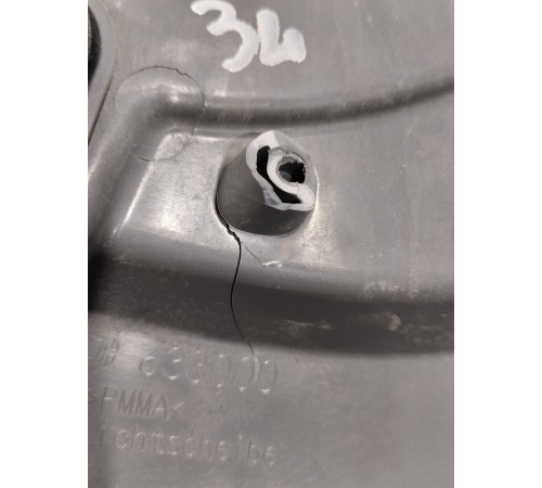 Фонарь задний левый