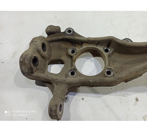 Кулак поворотный(передний левый)