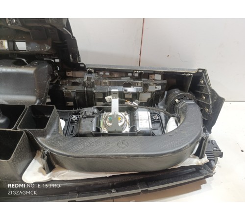 Панель салона , торпедо