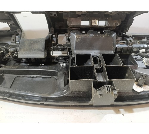 Панель салона , торпедо