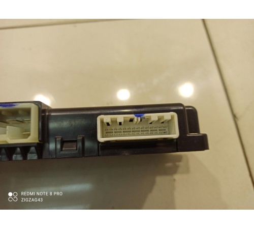 Блок управления сиденьем(передний правый)