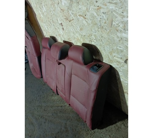 Задний ряд сидений