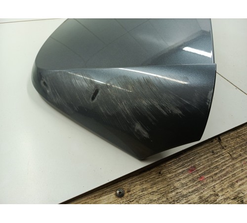 Спойлер крышки багажника