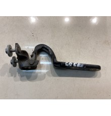 Петля багажника (левая)