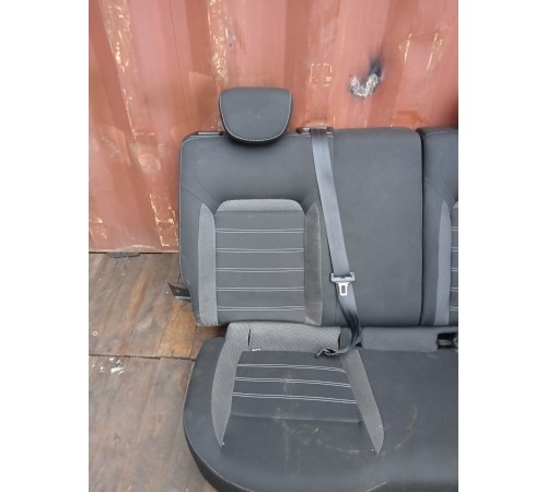 Задний ряд сидений