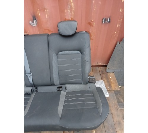 Задний ряд сидений