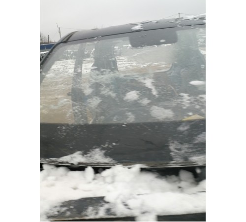 Стекло лобовое