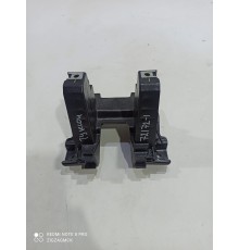 Кронштейн центральной консоли