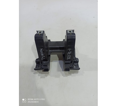 Кронштейн центральной консоли