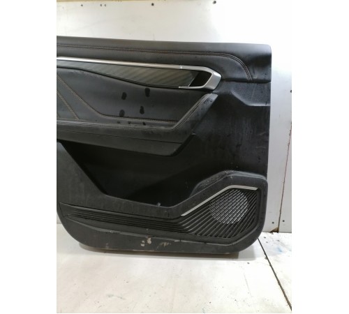 Обшивка двери передняя левая