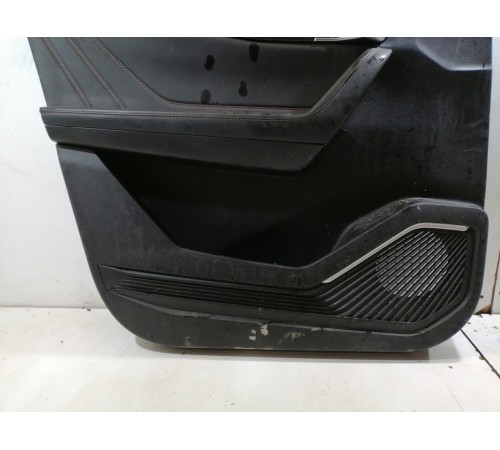 Обшивка двери передняя левая