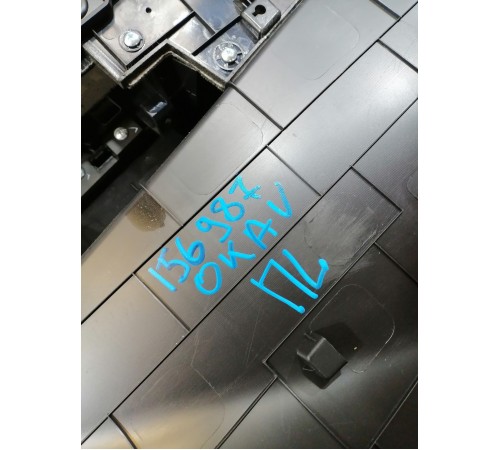 Обшивка двери передняя левая