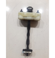 Ограничитель двери(передний левый)