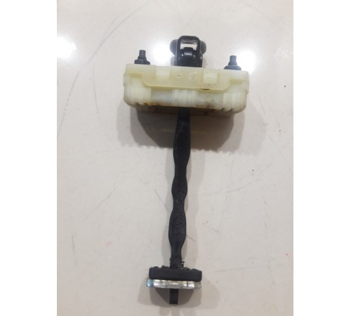 Ограничитель двери(передний левый)