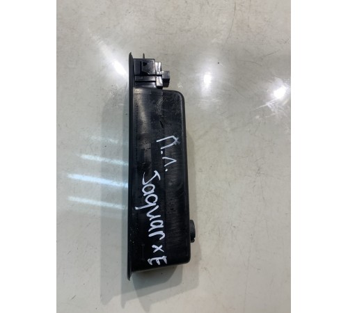 Кнопка открывания двери