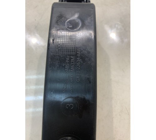 Кнопка открывания двери