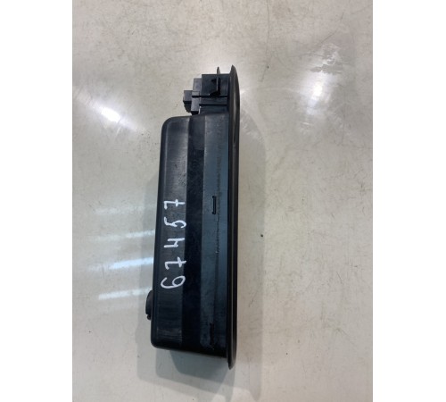 Кнопка открывания двери